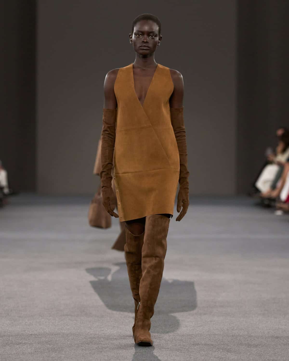 Max Mara: Ready-To-Wear AW26 - 10 Magazine